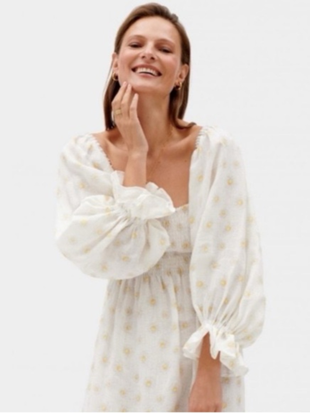 Sleeper Atlanta White Off-Shoulder Smocked Dress Daisy Print with Hair Tie L - Picture 3 of 5